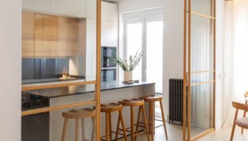 Cocina cashmere y roble en Casa Miel